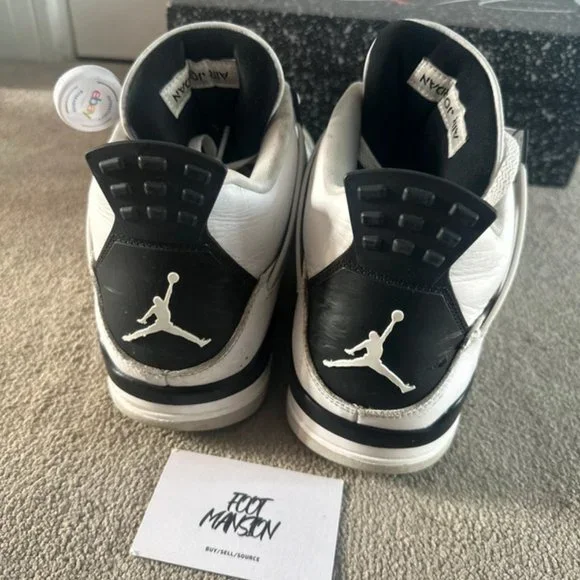 Air Jordan 4 Retro Military Black - Picture 4 of 4